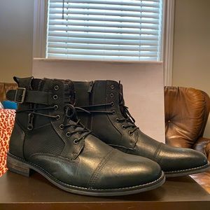 New in box steve madden combat boots